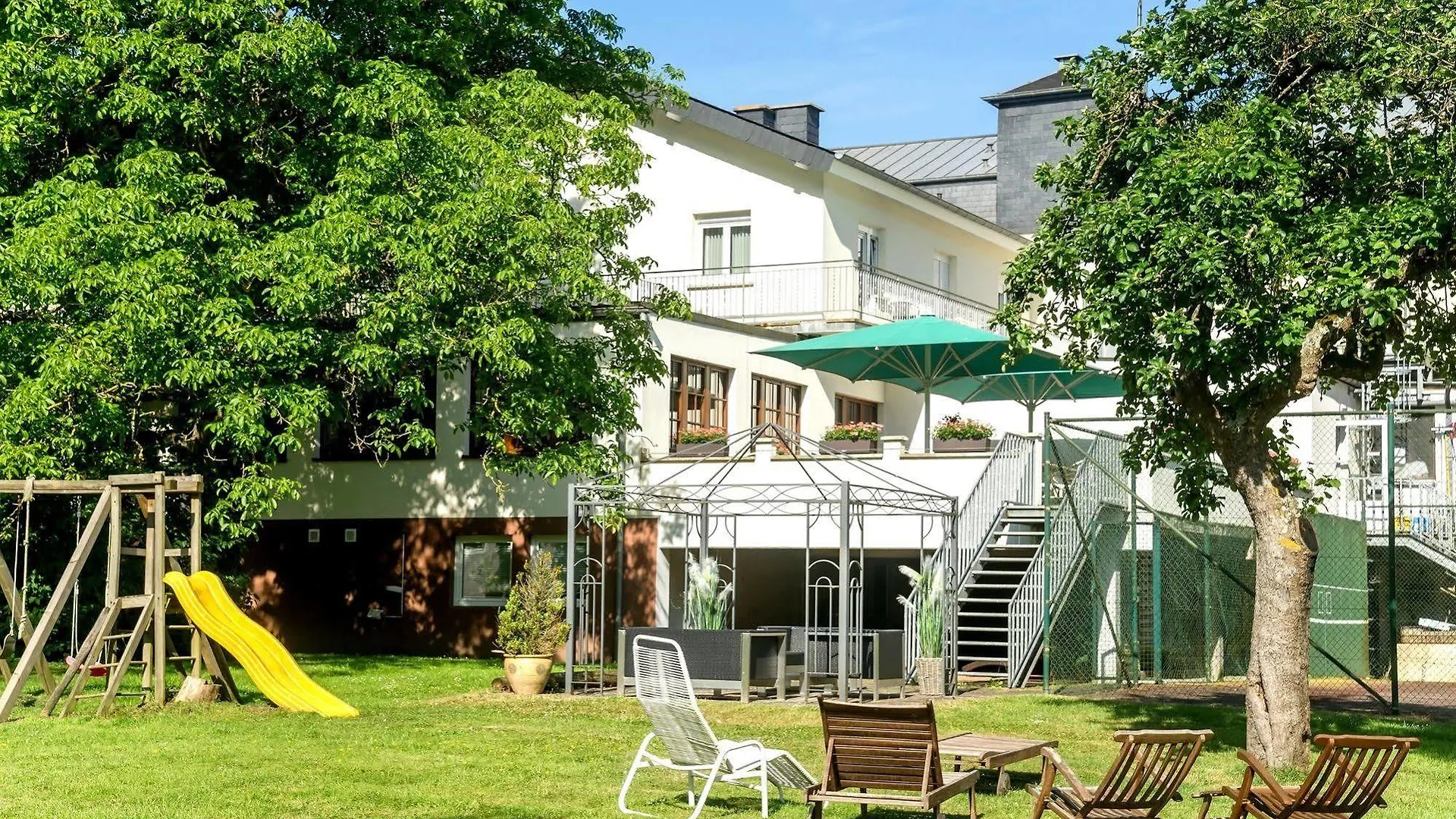 Hotel-Restaurant Dimmer - Mullerthal Hotel Wallendorf-Pont